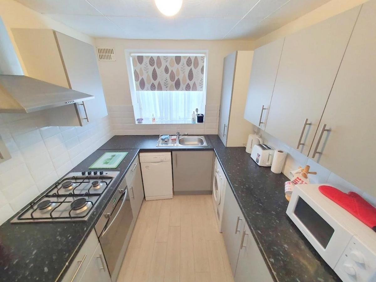 Wentworth Apartment With 2 Bedrooms, Superfast Wi-Fi And Parking Sittingbourne Zewnętrze zdjęcie